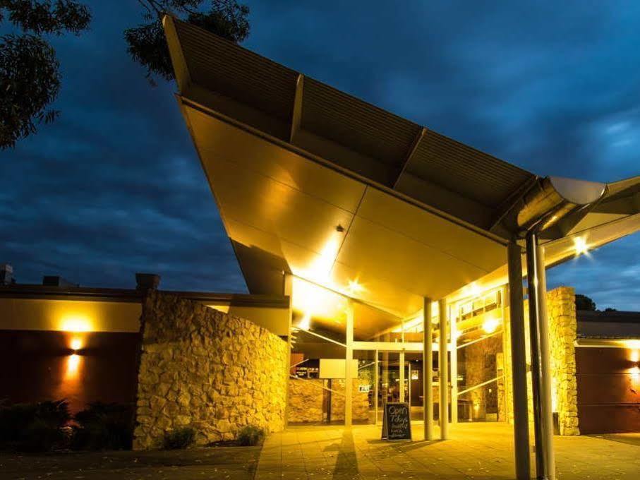 Renmark Country Club Exteriér fotografie