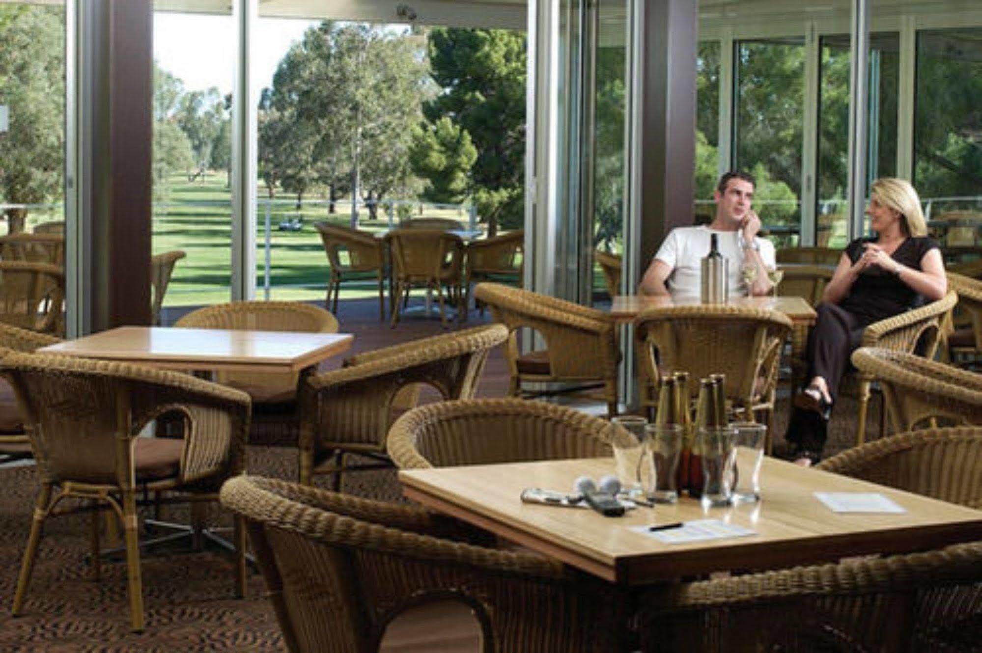 Renmark Country Club Exteriér fotografie