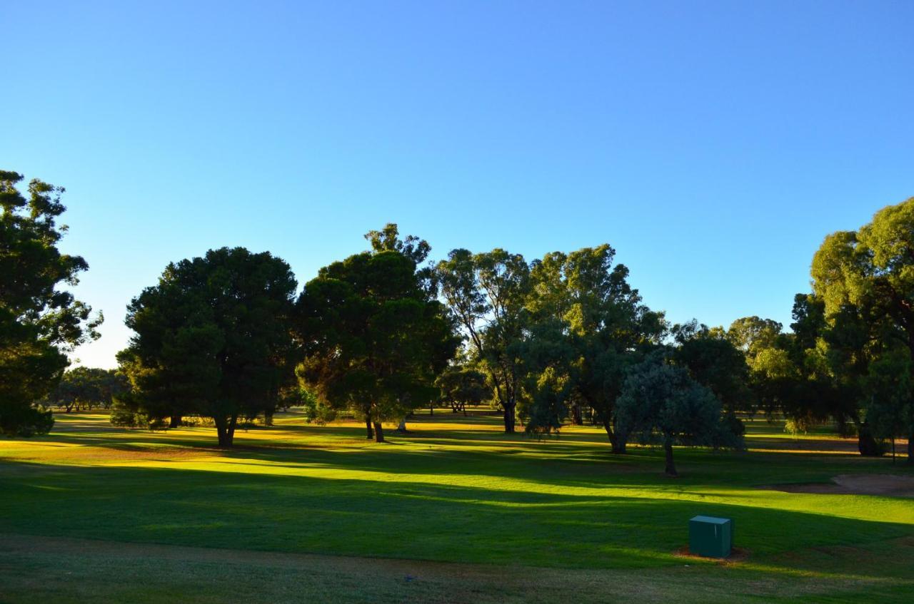 Renmark Country Club Exteriér fotografie