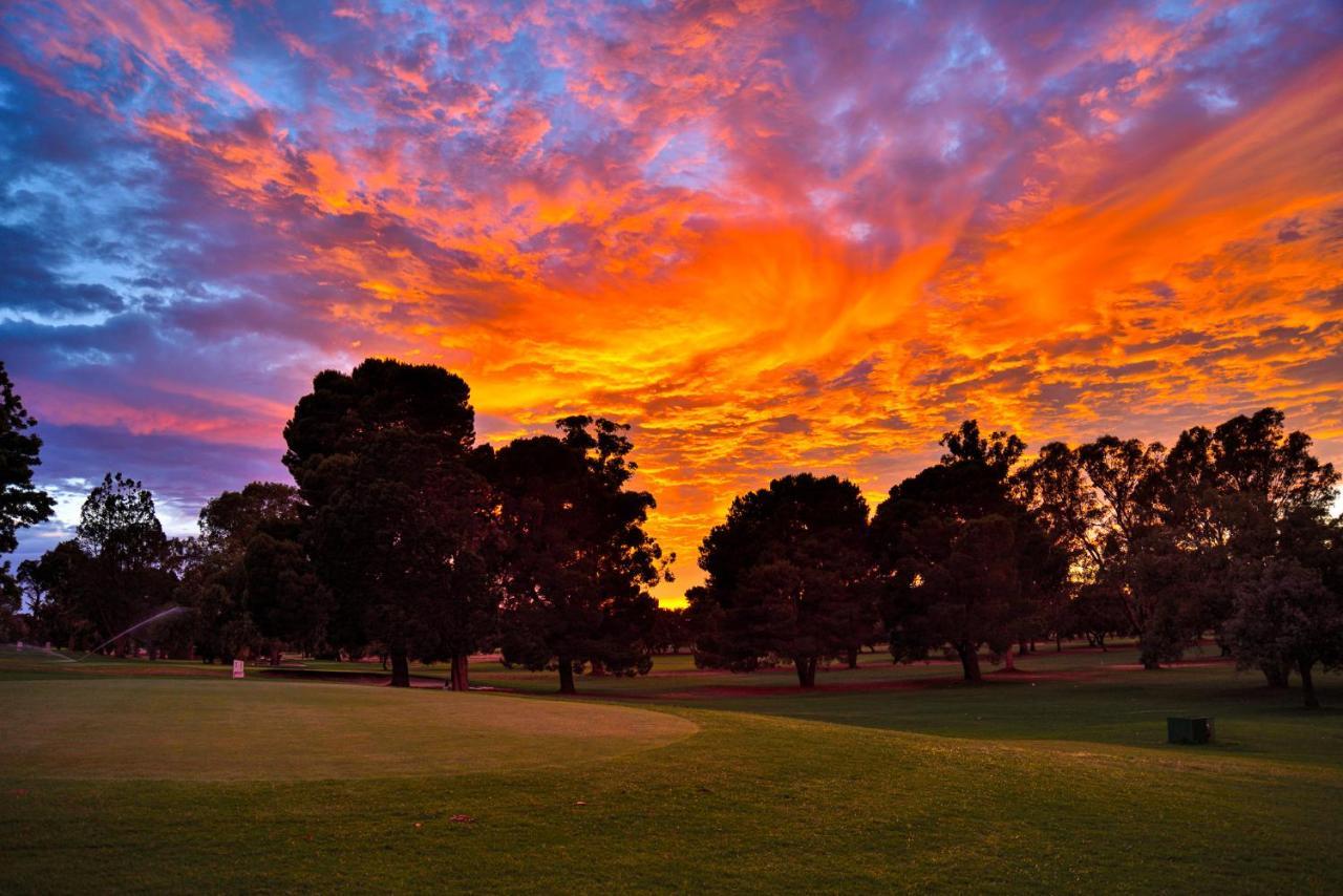 Renmark Country Club Exteriér fotografie