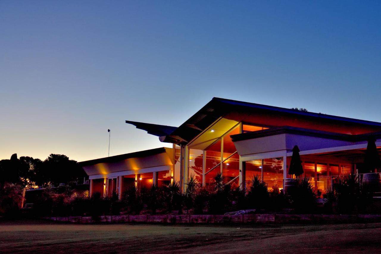 Renmark Country Club Exteriér fotografie