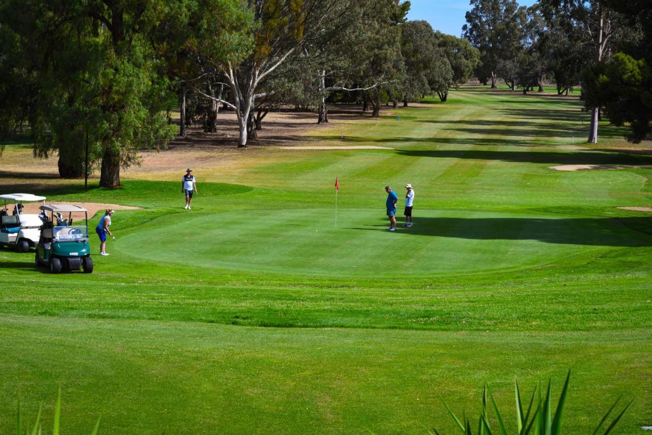 Renmark Country Club Exteriér fotografie
